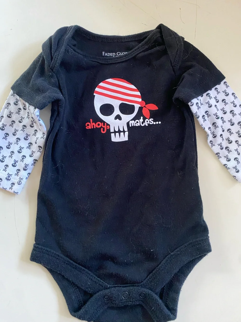 Set of 4 Baby Clothes 0-3 Months